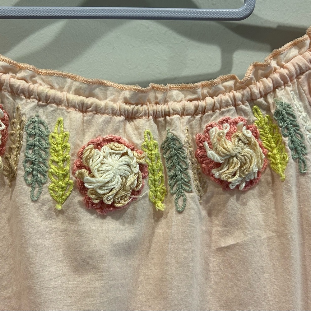 SUNDANCE Peach Cotton Blouse with 3 Dimensional Embroidery - Picture 5 of 5
